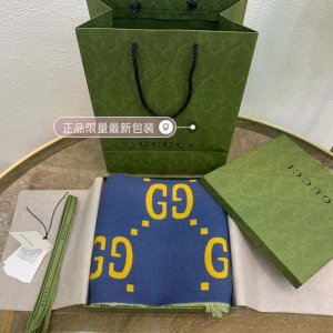 GUCCI古驰GG图案羊毛围巾495592 GUCCI古驰GG图案羊毛围巾495592