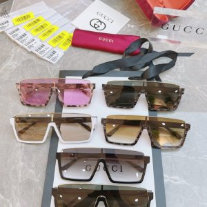 GUCCI古驰新款半框连体镜太阳眼镜 GUCCI古驰新款半框连体镜太阳眼镜